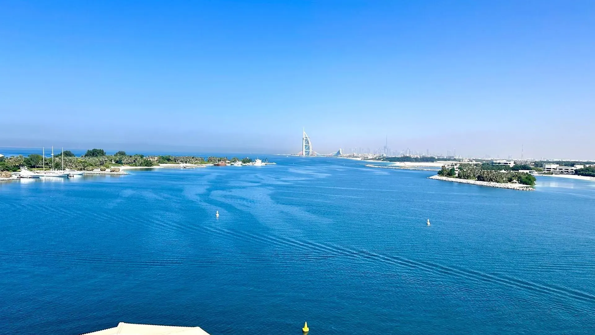 Private Beach Sea View Highfloor Palm Jumeirah Dubai