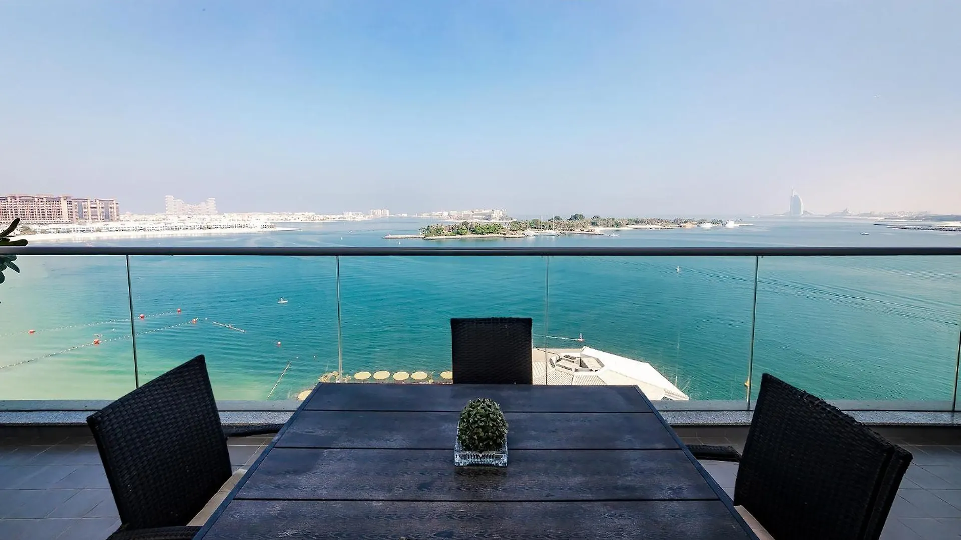 Apartment Private Beach Sea View Highfloor Palm Jumeirah Dubai