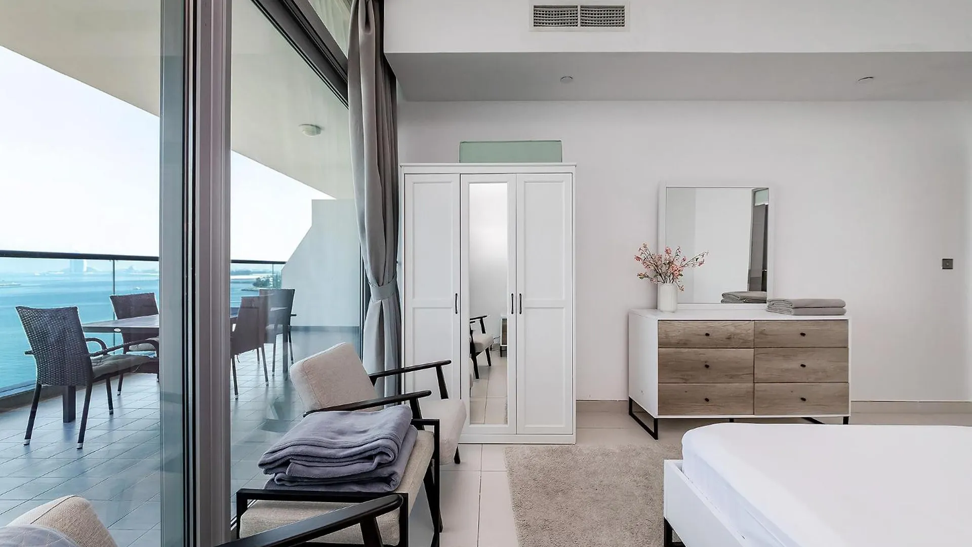 Apartment Private Beach Sea View Highfloor Palm Jumeirah Dubai